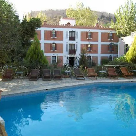Hotel Kalehan 2*